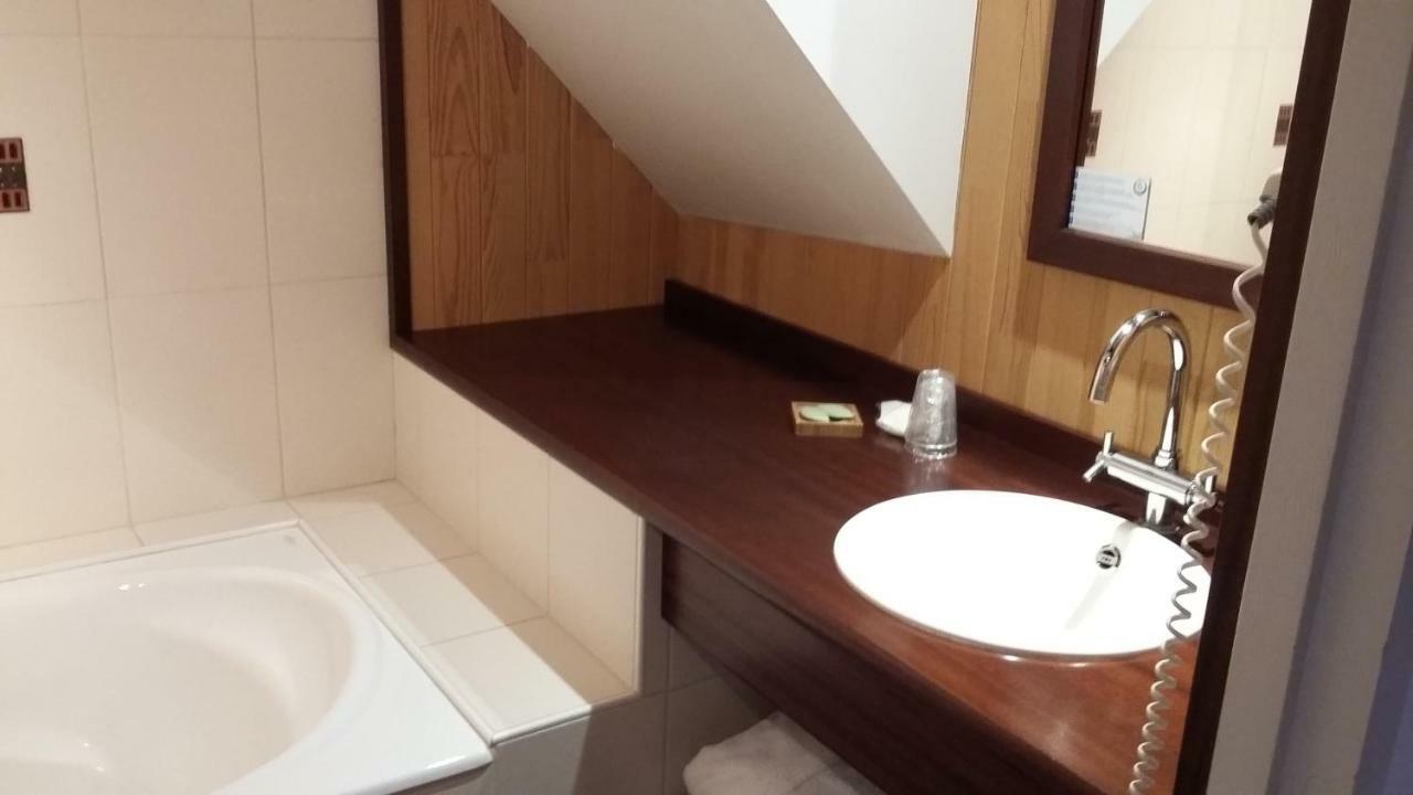 Domaine Les Grandes Roches Bed & Breakfast Trégunc Dış mekan fotoğraf