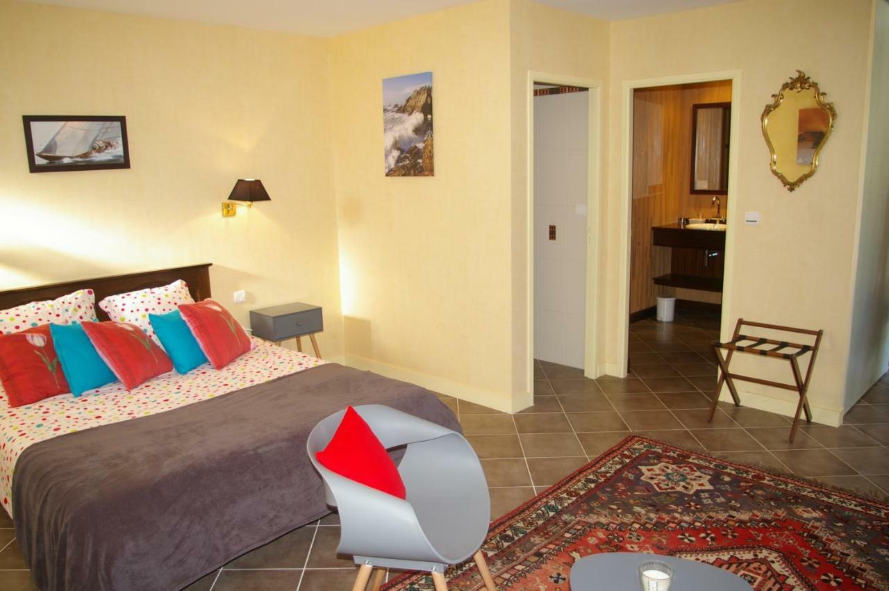 Domaine Les Grandes Roches Bed & Breakfast Trégunc Dış mekan fotoğraf